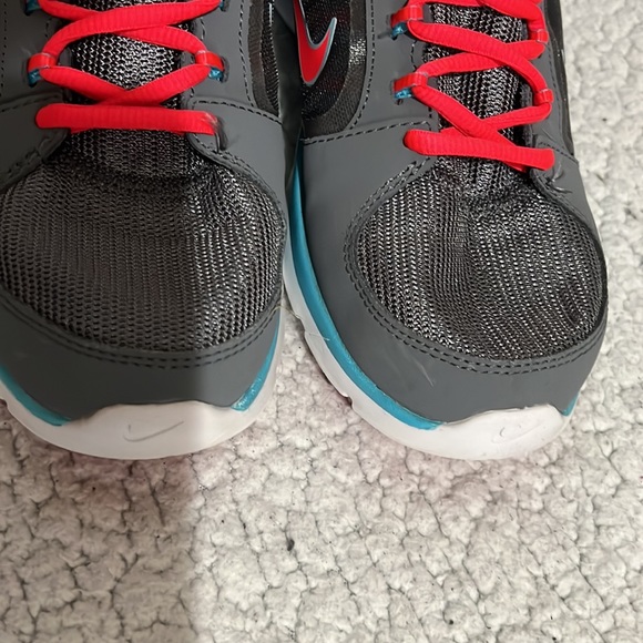 Pre owned Nike Woman Flex trainer 4 running shoes size 9.5 - Picture 7 of 10
